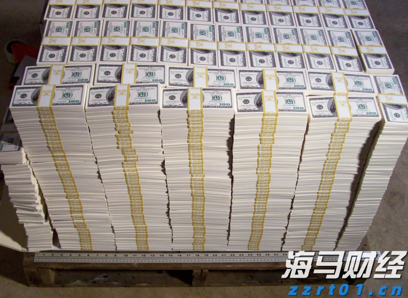 AI云计算的崛起!市场是否低估了微软(MSFT.US)的压力和亚马逊(AMZN.US)的潜力?