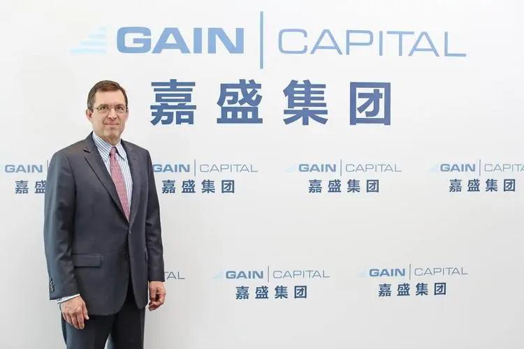 逆境中仍坚持强劲：联想（00992）的反脆弱模型解析